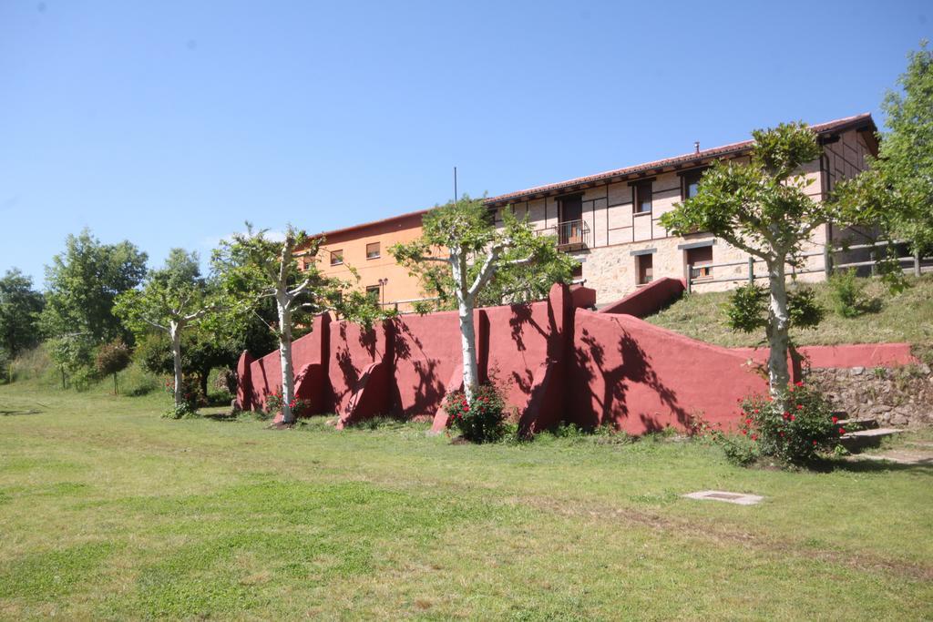 Hostel El Lago, Caceres Jaraiz de la Vera Ruang foto